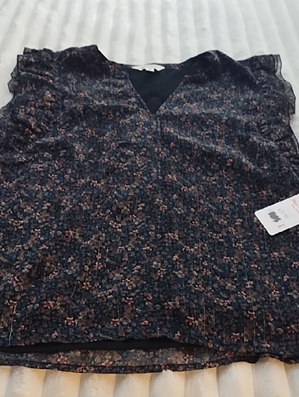 Lucky Brand Black Multi Floral V-Neck Ruffle Sleeve Top